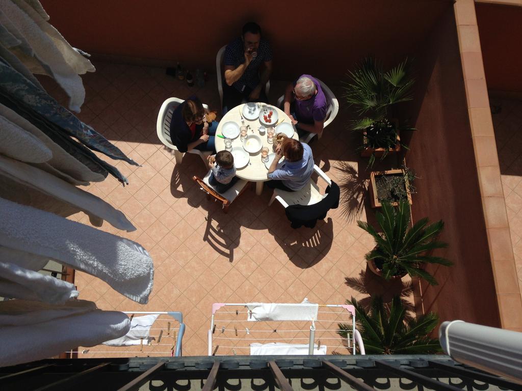 Adriana Casa Vacanze Mare Etna Sicilia อาชิเรอาเล ภายนอก รูปภาพ