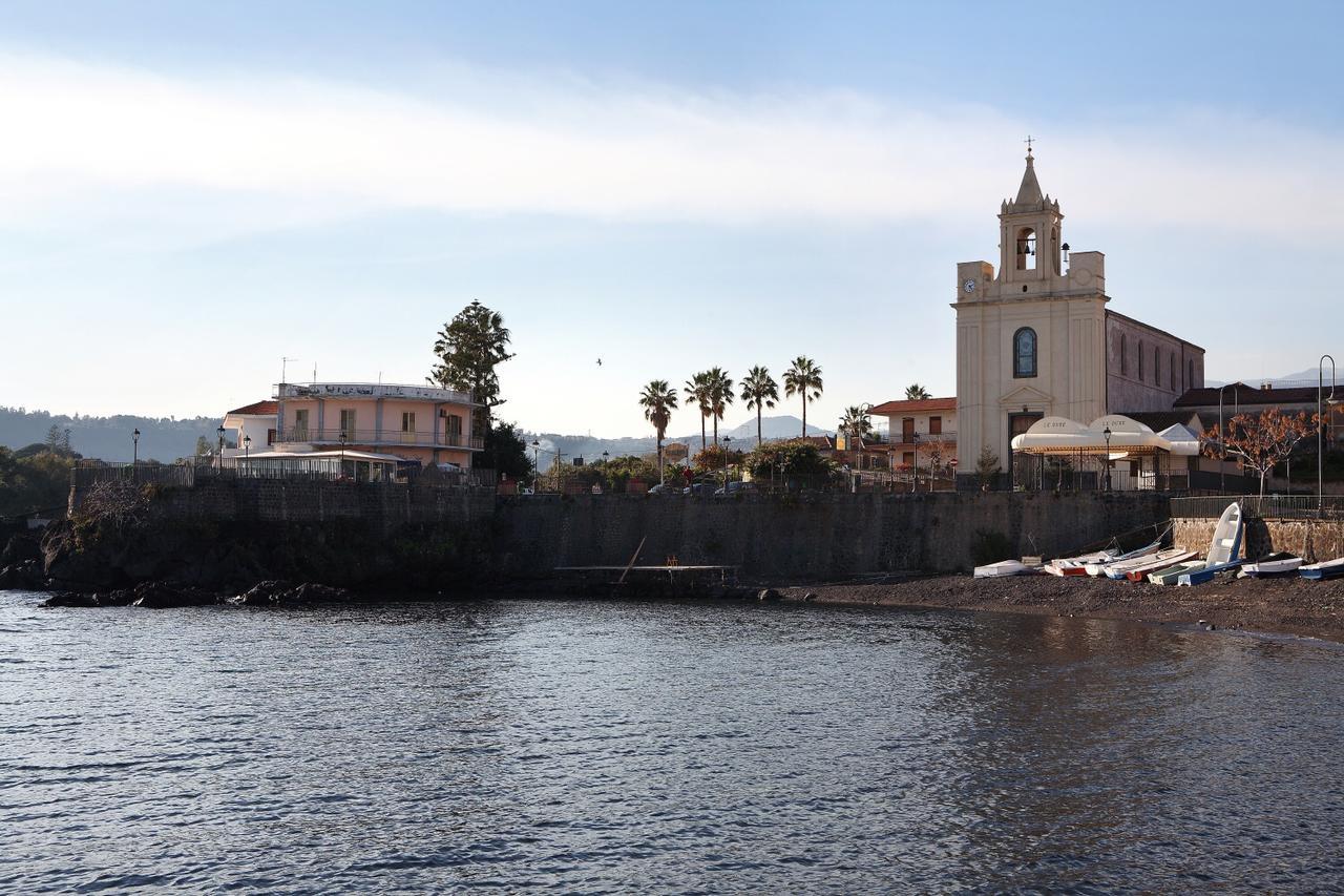 Adriana Casa Vacanze Mare Etna Sicilia อาชิเรอาเล ภายนอก รูปภาพ